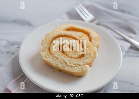 Fatta in Casa Swiss roll cake Foto Stock