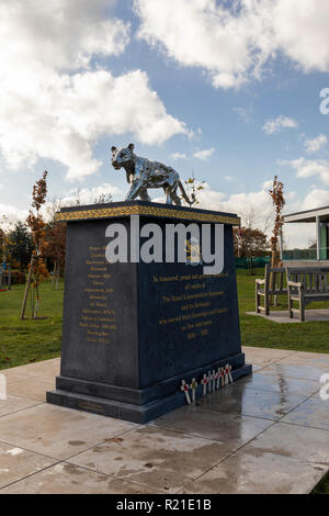 Il Royal Leicestershire Regiment Memorial, il National Memorial Arboretum, Airwas, Staffordshire, Inghilterra, Regno Unito Foto Stock