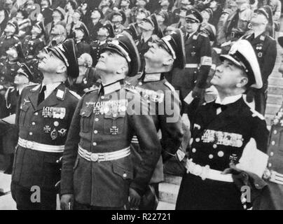 Senior tedesco di comandanti militari generale Walther von Brauchitsch, Generale Wilhelm Keitel e Admiral Erich Raeder 1938 Foto Stock