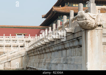 Il sistema di drenaggio alla Città Proibita di Pechino, Cina. Foto Stock
