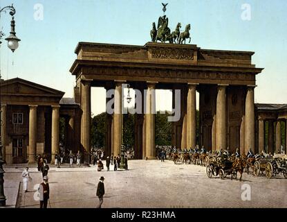 La Porta di Brandeburgo - Brandenburger Tor - a Berlino tra il 1890-1900 Foto Stock