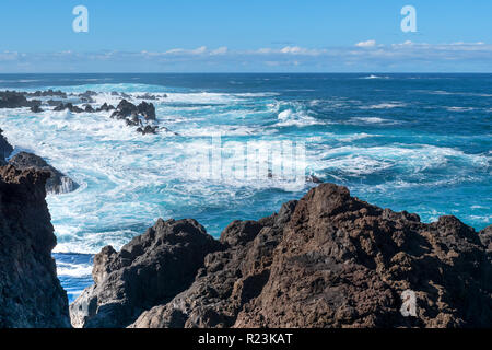 Mole isolotto di Porto Moniz a Madeira, Portogallo Foto Stock