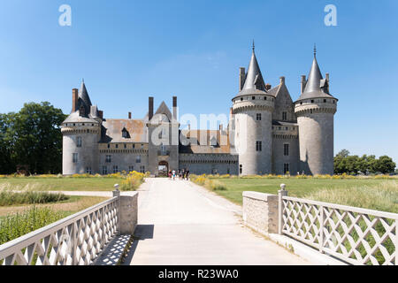 Il Castello di Sully-sur-Loire, Loiret, Francia, Europa Foto Stock