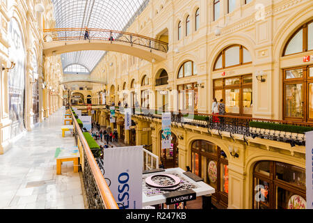 Grandi magazzini GUM in Piazza Rossa di Mosca, Russia, Europa Foto Stock