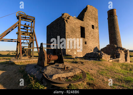 Cornish Casa del motore e ingranaggio di avvolgimento, gazza miniera, storica miniera di piombo, monumento nazionale, Peak District, Derbyshire, England, Regno Unito, Europa Foto Stock