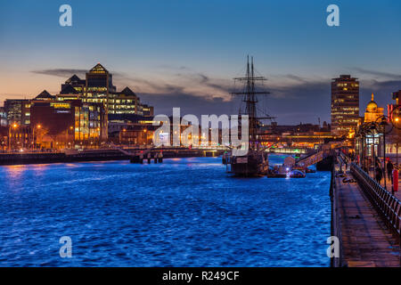 Il fiume Liffey, Dublino Repubblica di Irlanda, Europa Foto Stock