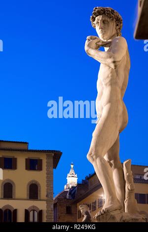 Piazza della Signoria, Statua del David di Michelangelo, Firenze, Sito Patrimonio Mondiale dell'UNESCO, Toscana, Italia, Europa Foto Stock