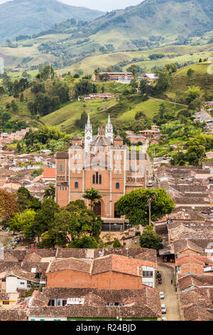 La vista di Jerico dalla statua di Cristo hill, Morro El Salvador, in Jerico, Antioquia, Colombia, Sud America Foto Stock