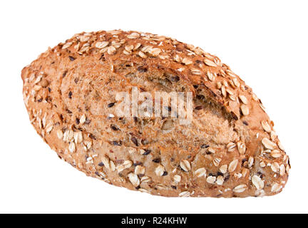 Segale-pane di grano con diversi semi e fiocchi di avena isolato su uno sfondo bianco Foto Stock