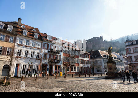 Vista del castello di Heidelberg Square, Regione Metropolitana Rhine-Neckar Heidelberg, Germania Foto Stock