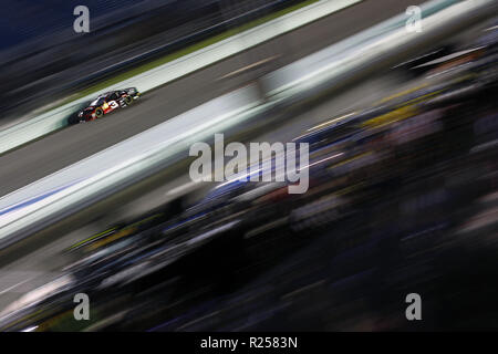 Homestead, Florida, Stati Uniti d'America. Xvi Nov, 2018. Austin Dillon (3) prende il via a qualificarsi per la Ford 400 a Homestead-Miami Speedway a Homestead, Florida. (Credito Immagine: © Justin R. Noe Asp Inc/ASP) Credito: ZUMA Press, Inc./Alamy Live News Foto Stock