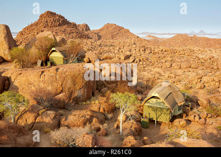 Mowani Mountain Camp di Twyfelfontein in Namibia, Africa Foto Stock