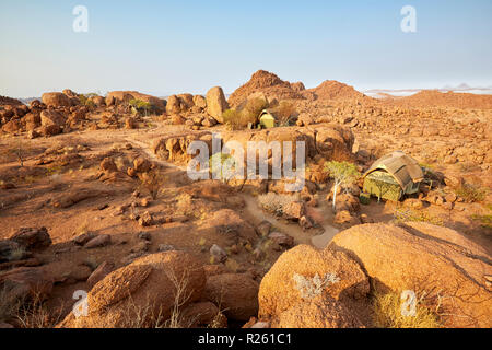 Mowani Mountain Camp di Twyfelfontein in Namibia, Africa Foto Stock