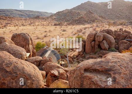 Mowani Mountain Camp di Twyfelfontein in Namibia, Africa Foto Stock