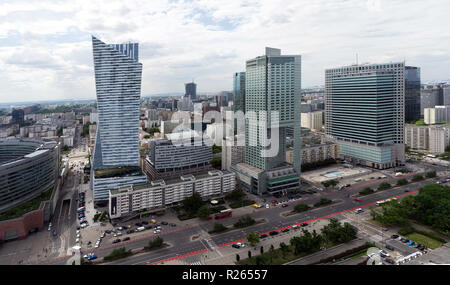 I moderni grattacieli a Varsavia down town, Polonia. Foto Stock
