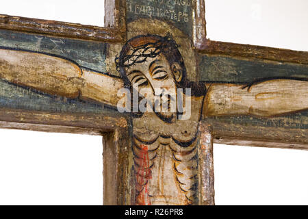 Bardejov, Slovacchia. Il 9 agosto 2018. Un'icona raffigurante crocifisso Gesù crocifisso. Da una chiesa bizantina. Attualmente in un museo di Bardejov. Foto Stock