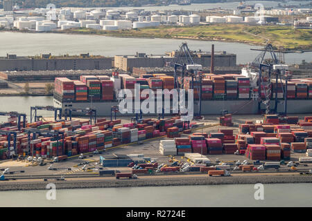 Elicottero vista aerea di GCT Bayonne terminal container, Bayonne, Jersey City, New Jersey, STATI UNITI D'AMERICA Foto Stock