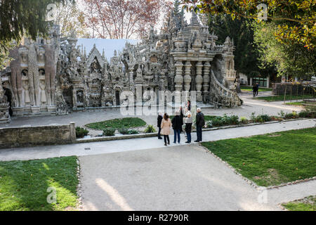 Visita Drôme punti di interesse : Hauterives Foto Stock