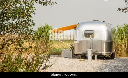 Aereiforme camper in un campeggio nei Paesi Bassi Foto Stock