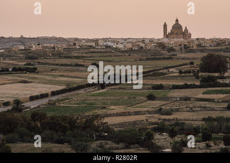 Vista la Rotonda di San Giovanni Battista a Gozo, Malta Foto Stock