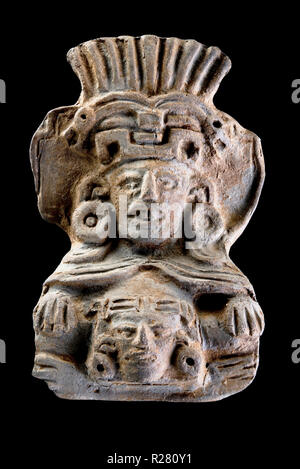 Pre colombiana zapoteco urna warroir divinità fatte circa 700-100 d.c. Foto Stock