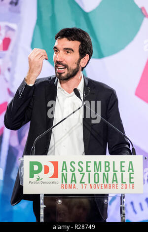 Roma, Italia. 17 novembre 2018. Foto di Roberto Monaldo / LaPresse 17-11-2018 Roma Italiano Assemblea Nazionale del Partito Democratico Nella foto Frans Timmermans Photo Roberto Monaldo / LaPresse 17-11-2018 Roma (Italia) Assemblea nazionale del Partito democratico nella foto di Frans Timmermans Credito: LaPresse/Alamy Live News Foto Stock