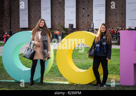 Università Cattolica del Sacro Cuore,Milano, Italia. 17 novembre 2018. Foto LaPresse - Matteo Corner 17/11/2018 Milano (Italia) cronaca Bookcity al Castello Sforzesco Credito: LaPresse/Alamy Live News Foto Stock
