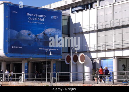 Acquario di Genova, il più grande acquario del mondo, Genova, Italia Foto Stock