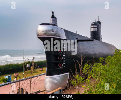 Novembre 12,2018. Visakhapatnam, India. NS Kursura (S20) era un Kalvari-classe diesel-elettrico di sottomarini della Marina militare indiana. Foto Stock