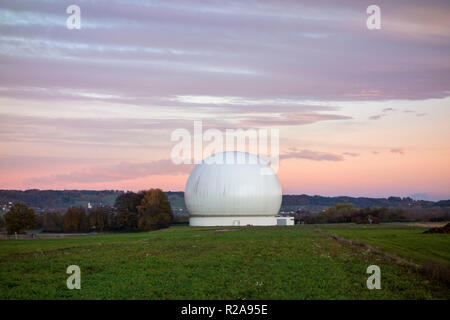 Radom, Erfunkstelle Raisting, Baviera, Germania Foto Stock