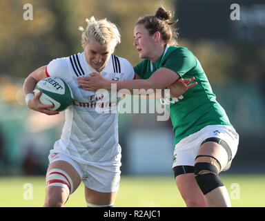 Energia Park, Dublin, Irlanda. Xviii Nov, 2018. Womens internazionale di rugby, Irlanda contro STATI UNITI D'AMERICA; Rachel Johnson (USA) è affrontato da Nikki Caughey (Irlanda) Credito: Azione Sport Plus/Alamy Live News Foto Stock