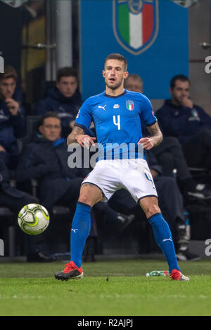 Milano, Italia. 17 novembre 2018. Cristiano Biraghi (Italia) durante la UEFA Nazioni 2018-2019 League match tra Italia 0-0 Portogallo a Giuseppe Meazza il 17 novembre 2018 a Milano (Italia). (Foto di Maurizio Borsari/AFLO) Foto Stock