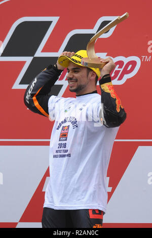 Valencia, Spagna. Il 18 novembre 2018. Valencia, Spagna. Il 18 novembre 2018. Miguel Oliveira (44) del Portogallo e Red Bull KTM Ajo KTM durante la gara del Gran Premio Motul de la Comunitat Valenciana del Campionato del Mondo di MotoGP sul circuito Ricardo Tormo di Valencia, in Spagna il 18 Nov 2018 Credit: CORDON PREMERE/Alamy Live News Credito: CORDON PREMERE/Alamy Live News Foto Stock