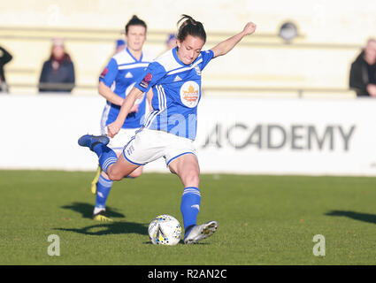 Birmingham, Regno Unito. 18 Novembre, 2018. Birmingham's Lucy Staniforth. BCFC donne 3 - 0 West Ham donne Pietro Lopeman/Alamy Live News Foto Stock