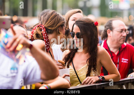 Barcellona - Jun 15: la folla in un concerto al Sonar Festival il 15 giugno 2018 a Barcellona, Spagna. Foto Stock