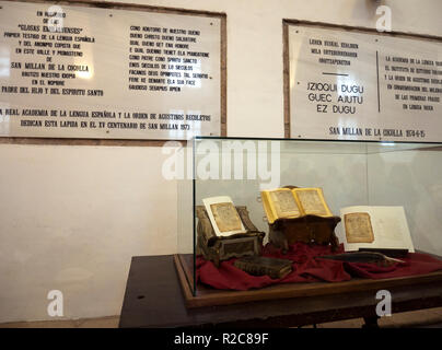 Glosas emilianenses (edición fascsimilar). Il Salón de los Reyes. Monasterio de San Millán de Yuso. San Millán de la Cogolla. La Rioja. España Foto Stock