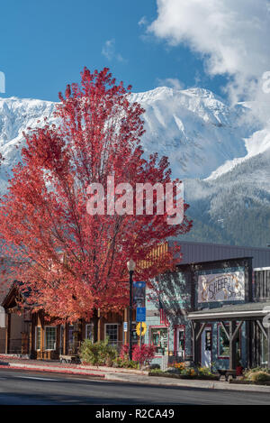 Il centro di Giuseppe, Oregon in autunno. Foto Stock