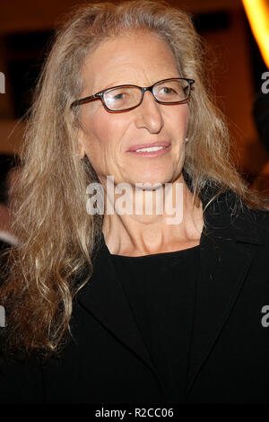 NEW YORK, NY - 15 Maggio: fotografa Annie Leibovitz assiste la 53rd annuale di Clio Awards presso il Museo Americano di Storia Naturale il 15 maggio 2012 in New York City. (Foto di Steve Mack/S.D. Mack foto) Foto Stock