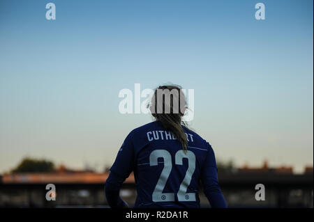 Kingsmeadow, Kingston on Thames, London, Regno Unito. 18 Nov 2018. Erin Cuthbert di Chelsea durante il WSL1 match tra Chelsea onorevoli Yeovil Town onorevoli a Kingsmeadow. © David Partridge / Alamy Live News Foto Stock