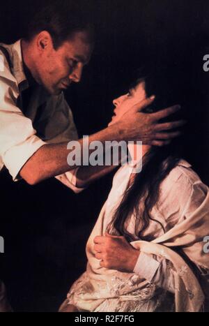 Out of Africa Anno : 1985 USA Direttore : Sydney Pollack Klaus Maria Brandauer, Meryl Streep Foto Stock