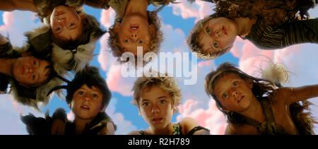 Peter Pan Anno : 2003 USA Direttore : P.J. Hogan George MacKay, Rupert Simonian, Harry Eden, Jeremy Sumpter, Theodore Chester, Patrick Gooch, Lachlan Gooch Foto Stock