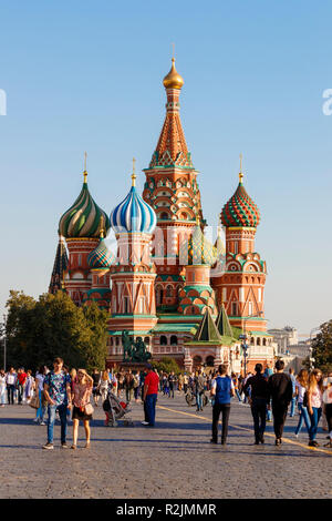 1561 Cattedrale di Vasily Beata noto anche come san Basilio Cattedrale in Piazza Rossa di Mosca, Russia. Foto Stock