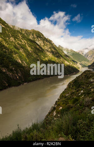Yarlung Tsangpo canyon Foto Stock