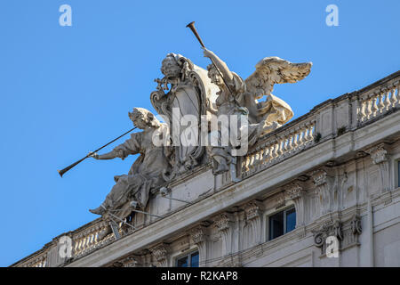 Il Palazzo della Consulta, sede della Corte costituzionale italiana, Roma, Italia. Foto Stock