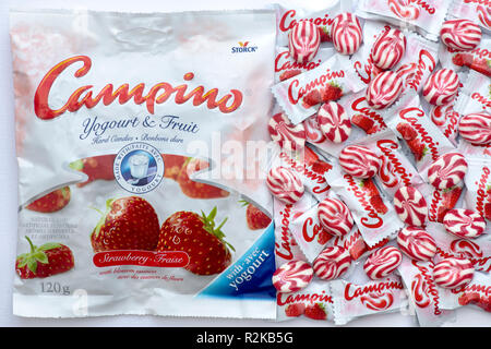 Campino dolci. Campino Yogurt & Frutta caramelle dure fragola Foto Stock