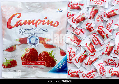 Campino dolci. Campino Yogurt & Frutta caramelle dure fragola Foto Stock