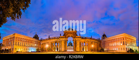 La Communs, un edificio dell'Università di Potsdam, vicino al nuovo palazzo. Germania Foto Stock