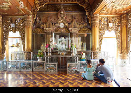 Sule Pagoda, Yangon, Myanmar, Asia Foto Stock