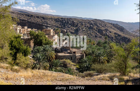 Misfat Al Abriyeen è un remoto villaggio di montagna in Al Hamra provincia di Oman Foto Stock