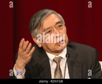 Tokyo, Giappone. Xix Nov, 2018. Banca del Giappone governatore Haruhiko Kuroda offre un discorso al pranzo del ventiduesimo Paris Europlace forum finanziario a Tokyo lunedì 19 novembre, 2018. Alcuni 600 il giapponese e il francese le persone di affari hanno partecipato alla finanziaria annuale riunione. Credito: Yoshio Tsunoda/AFLO/Alamy Live News Foto Stock